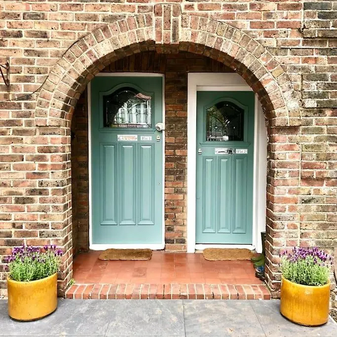 Flat1Hove- Renovated, 2Br, Patio, Beach, Free Onsite Parking Wielka Brytania